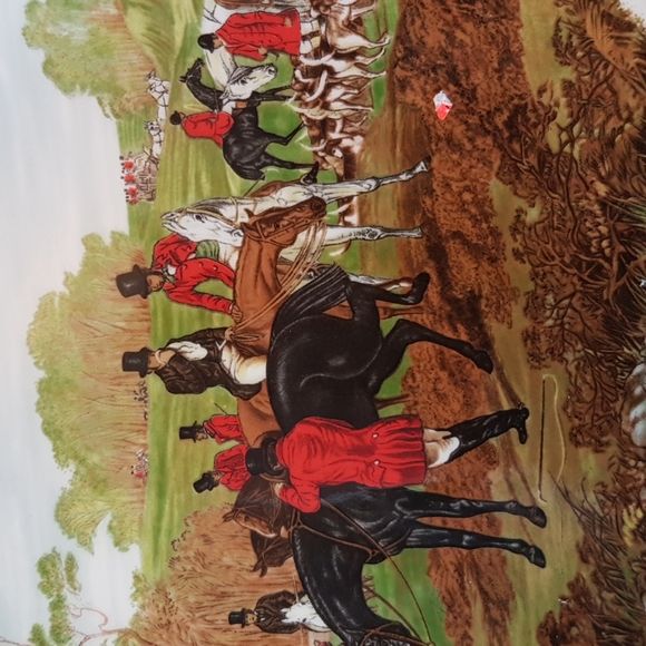 Vintage Collectors Plate - Picture 2 of 6